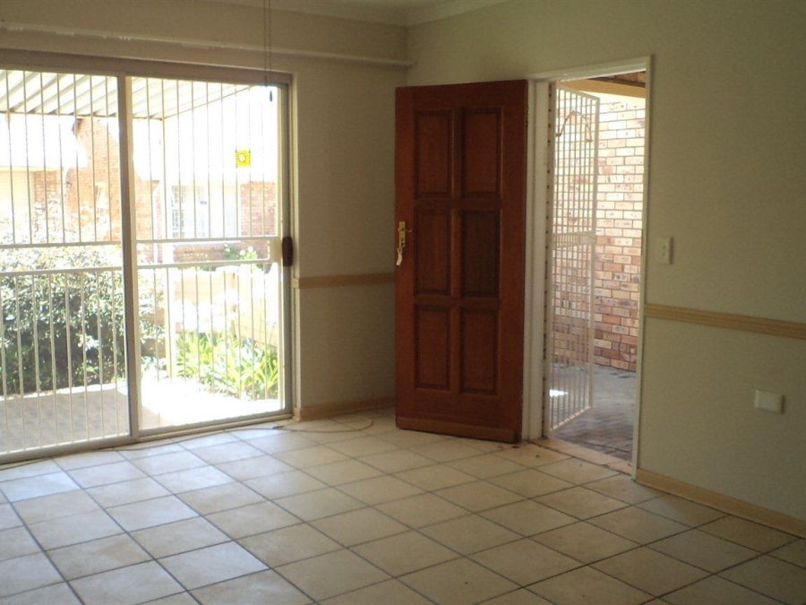 To Let 2 Bedroom Property for Rent in Fleurdal Free State